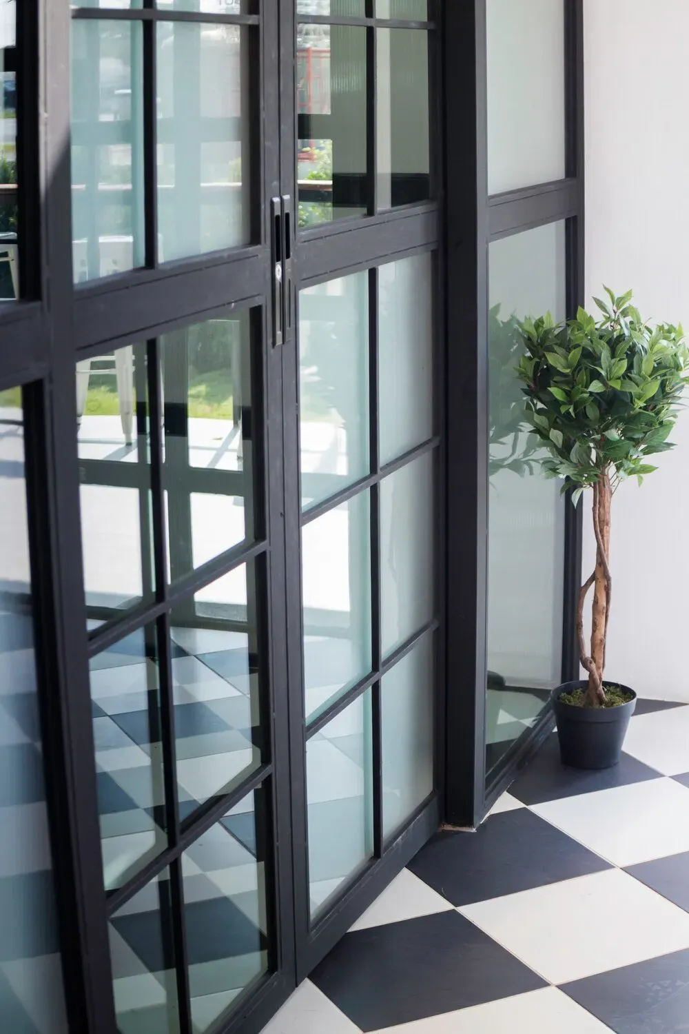 Drzwi stalowe czy aluminiowe